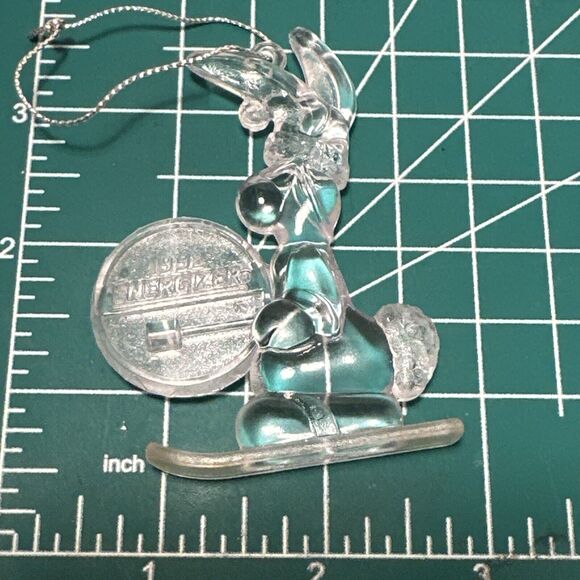 Energizer Bunny Ornament 1992 Clear Acrylic Skiing Drummer Christmas - Picture 10 of 13
